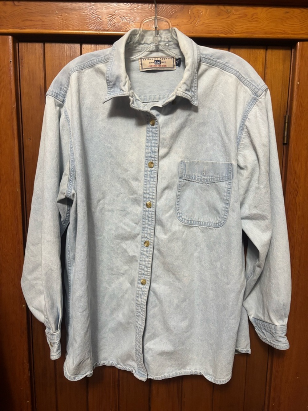 Vintage LEE Light Wash Denim Button-Up Shirt